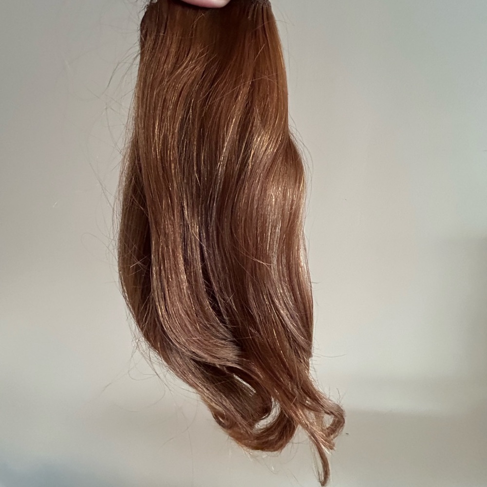 Bellami real hair extensions Prof product .